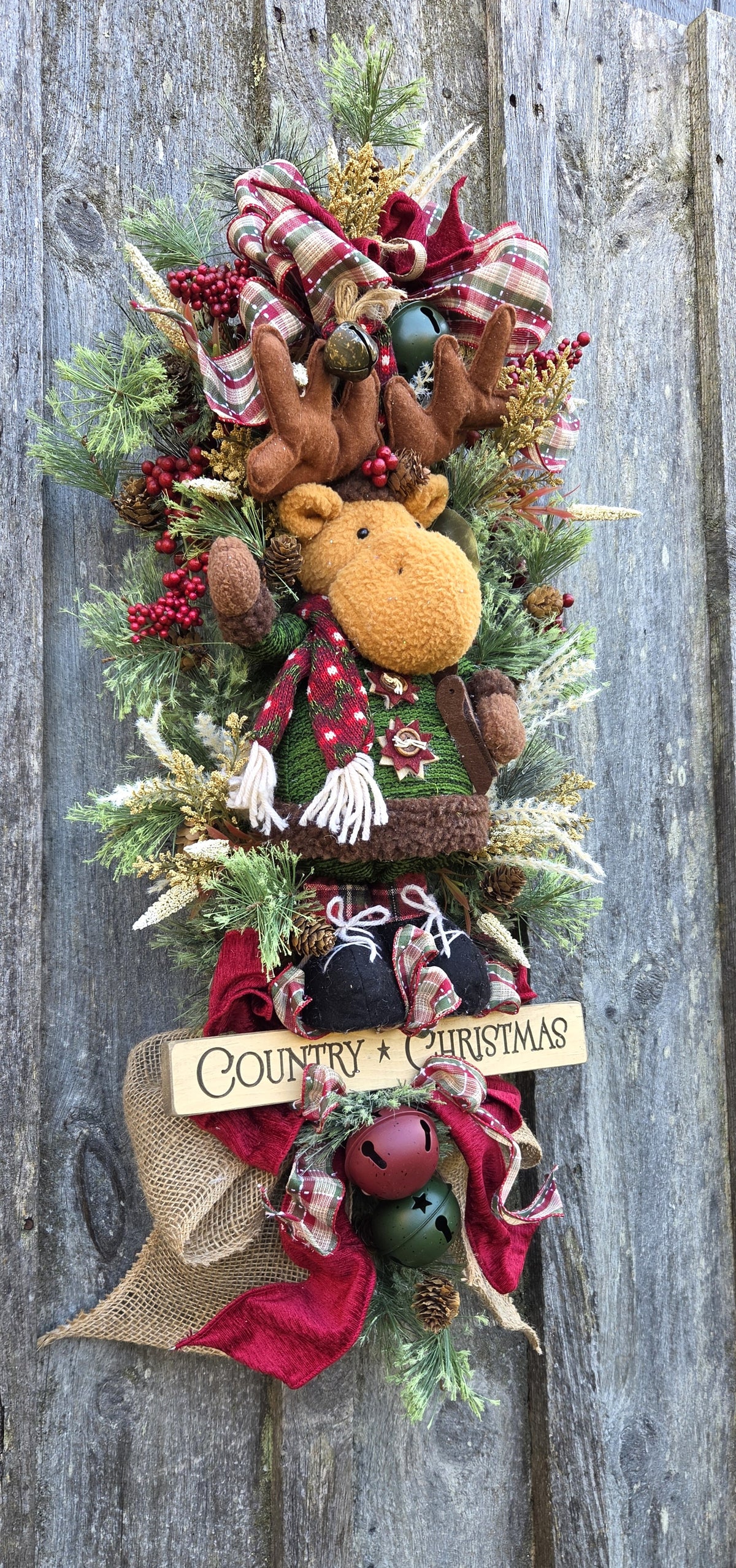 Whimsical Moose Holiday Swag