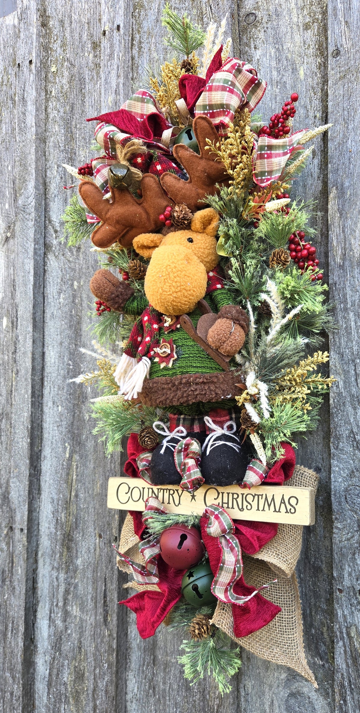 Whimsical Moose Holiday Swag